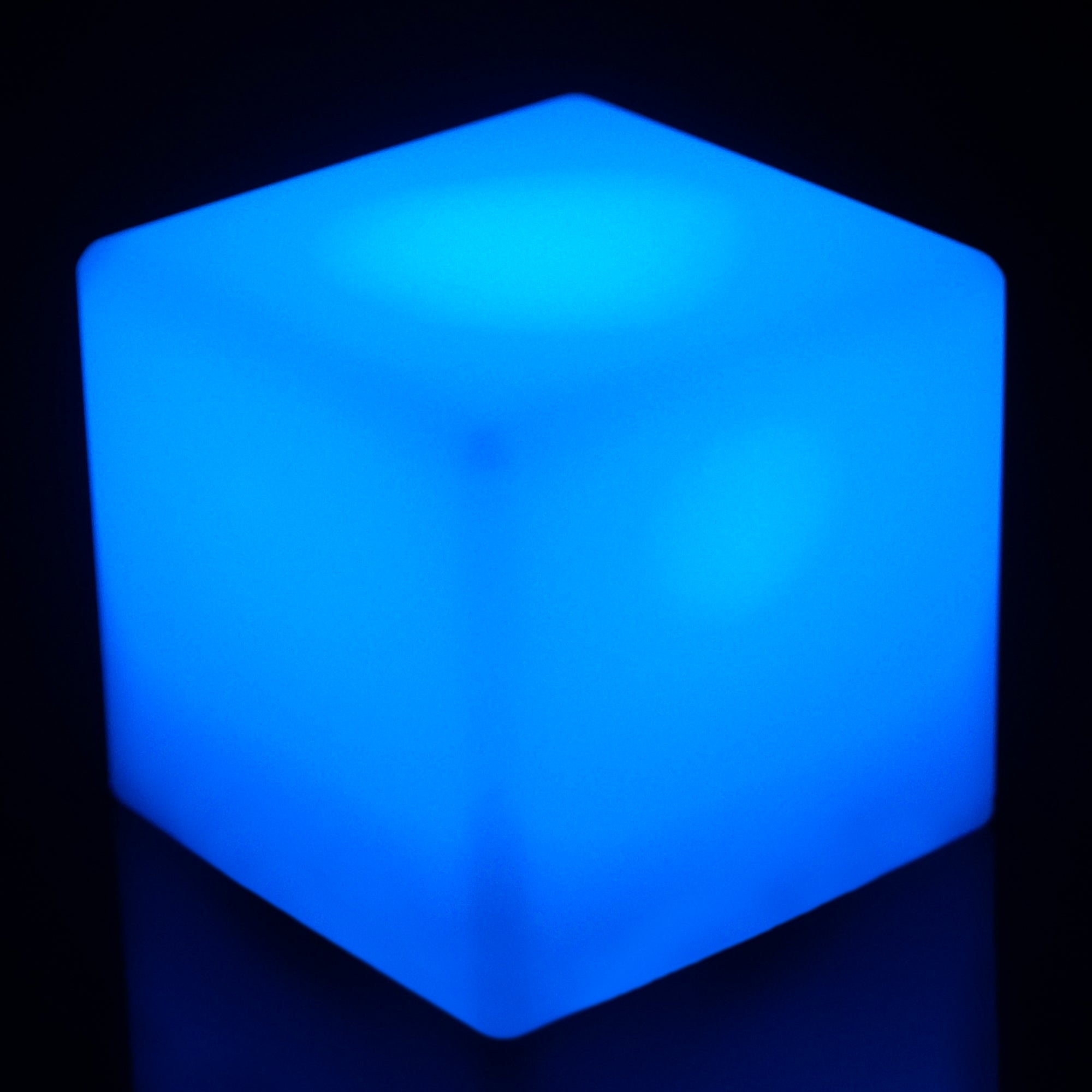 MR.GO 4-Inch LED Cube Light with Remote